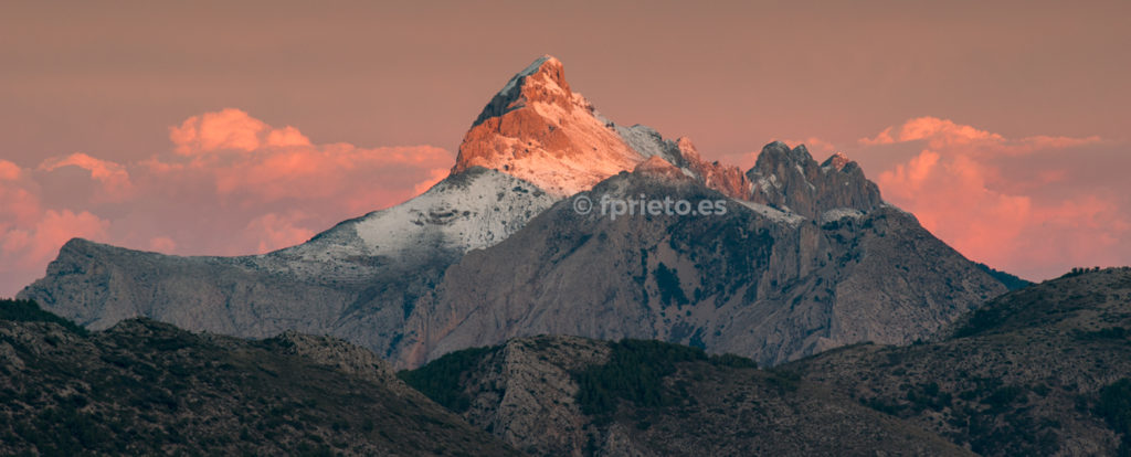 Serra de Bérnia con nieve